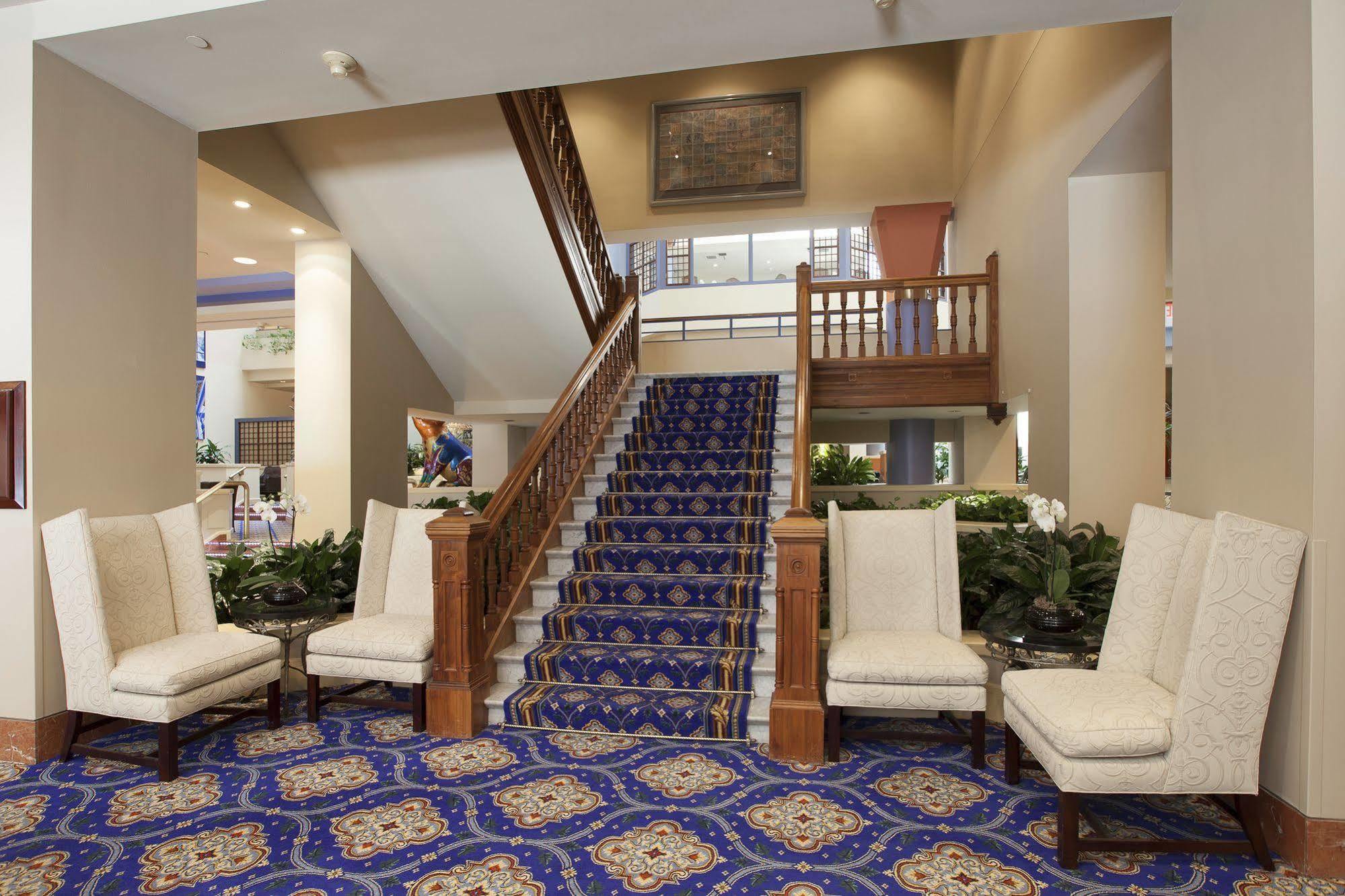 The Cincinnatian Curio Collection By Hilton Exterior photo